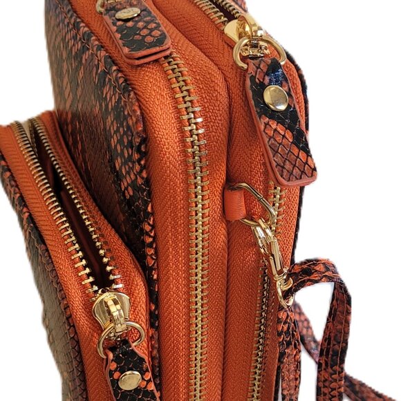 Exotic Textured Vegan Leather Crossbody Bag Urban Expressions - Picture 7 of 8